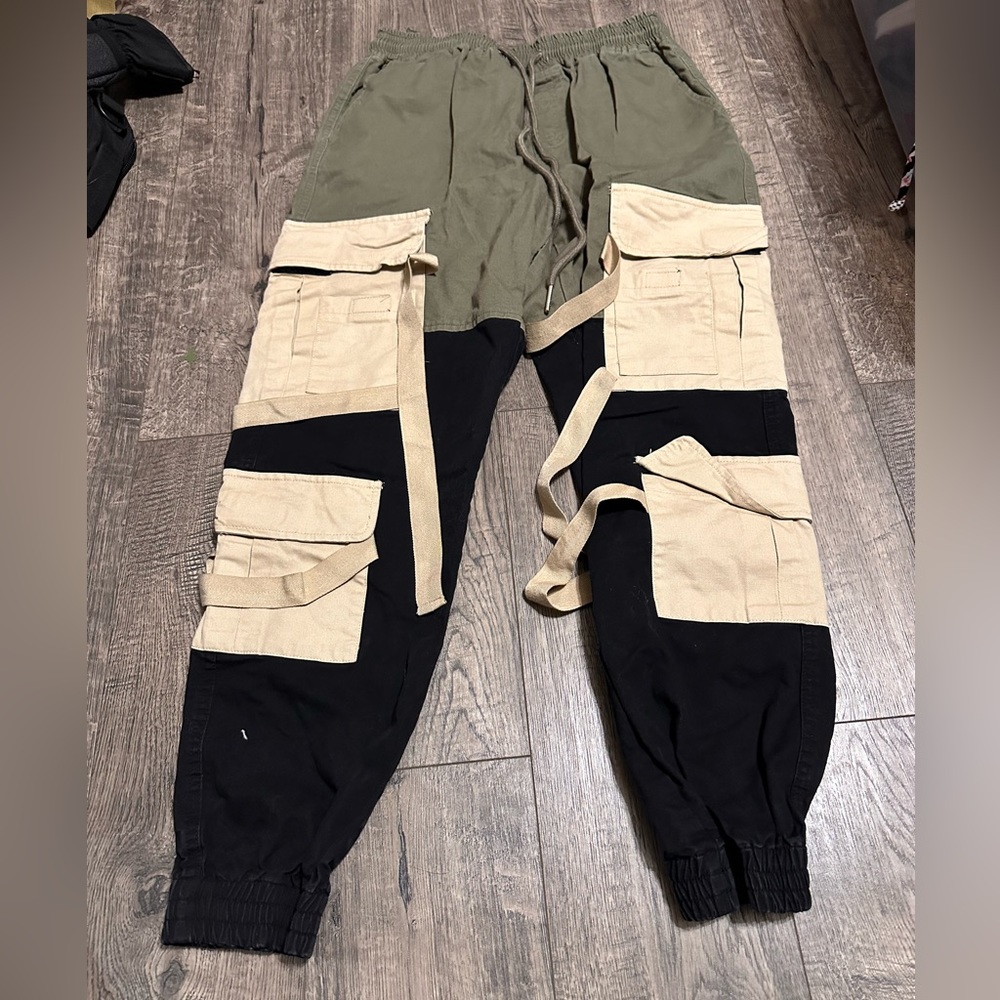 Cargos